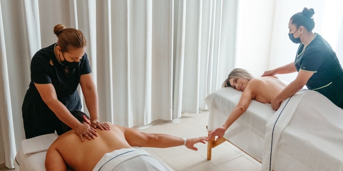 Which Website Offers the Best Deals for Buying Massage Products